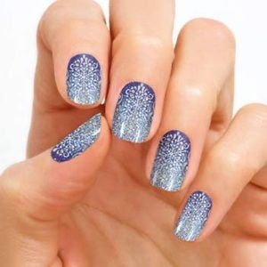 Ice to Meet You Color Street Nails